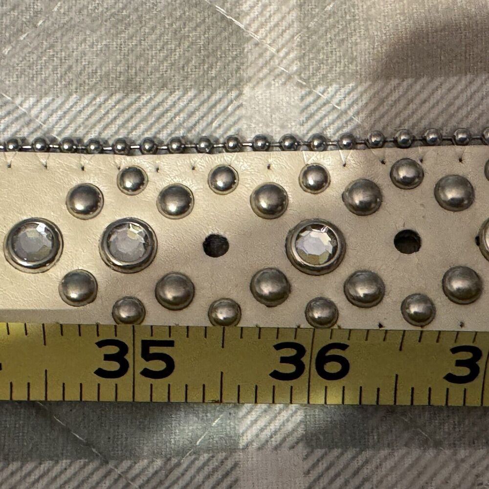 Elegant Silver and Cream Studded Belt - Picture 7 of 8